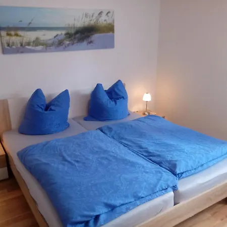 Ferienwohnung Sudmerberg Neu Apartment *